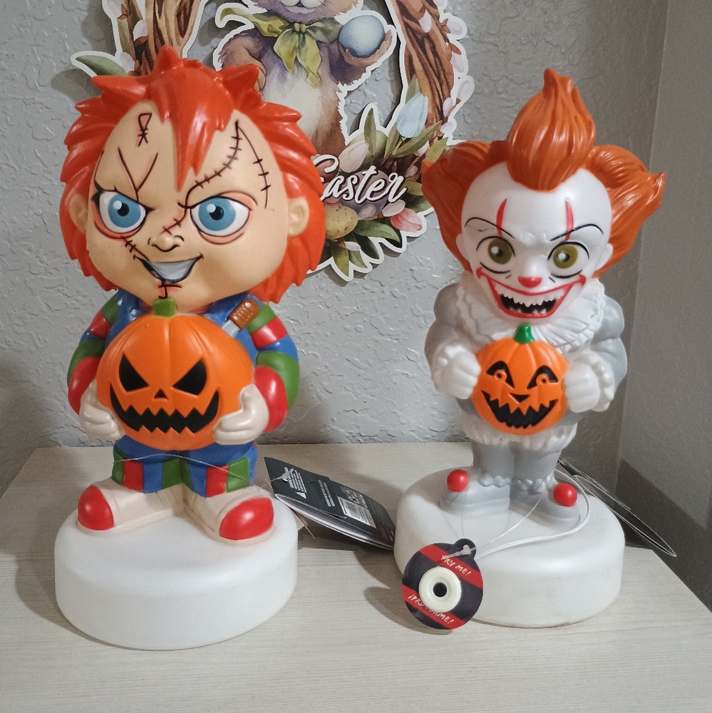 2) Chucky & Pennywise Blow Mold Tabletop Halloween Killer Doll It Child's Play